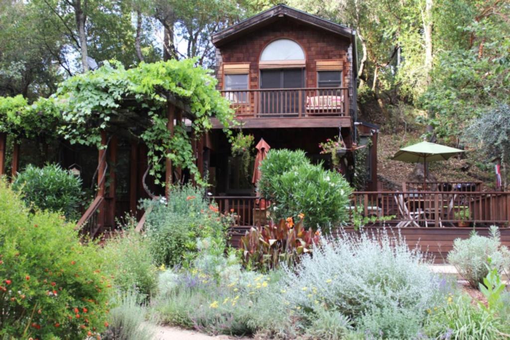 Glen Ellen House | Glen Cameron Estate