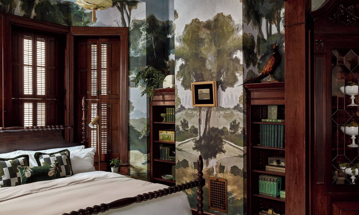 Gayborhood Hotel | Guild House Hotel