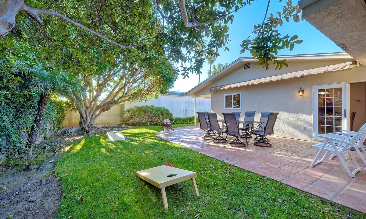 Carlsbad House | Hacienda Decor, Fully Fenced Backyard, Spacious