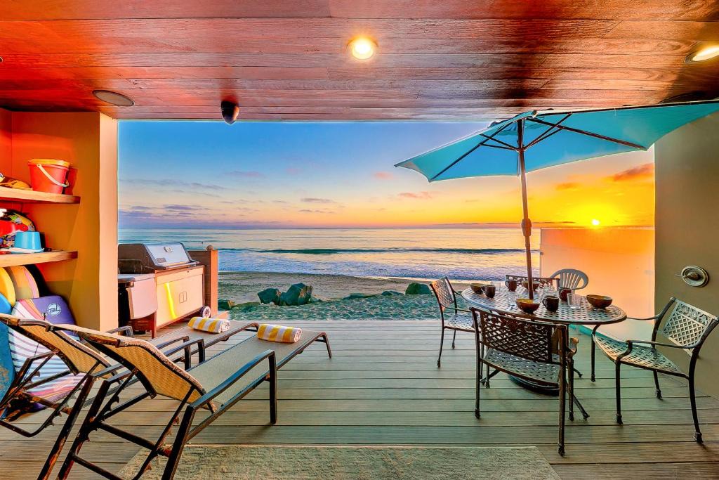 Capistrano Beach House | Hawaiian Style on Beach Rd
