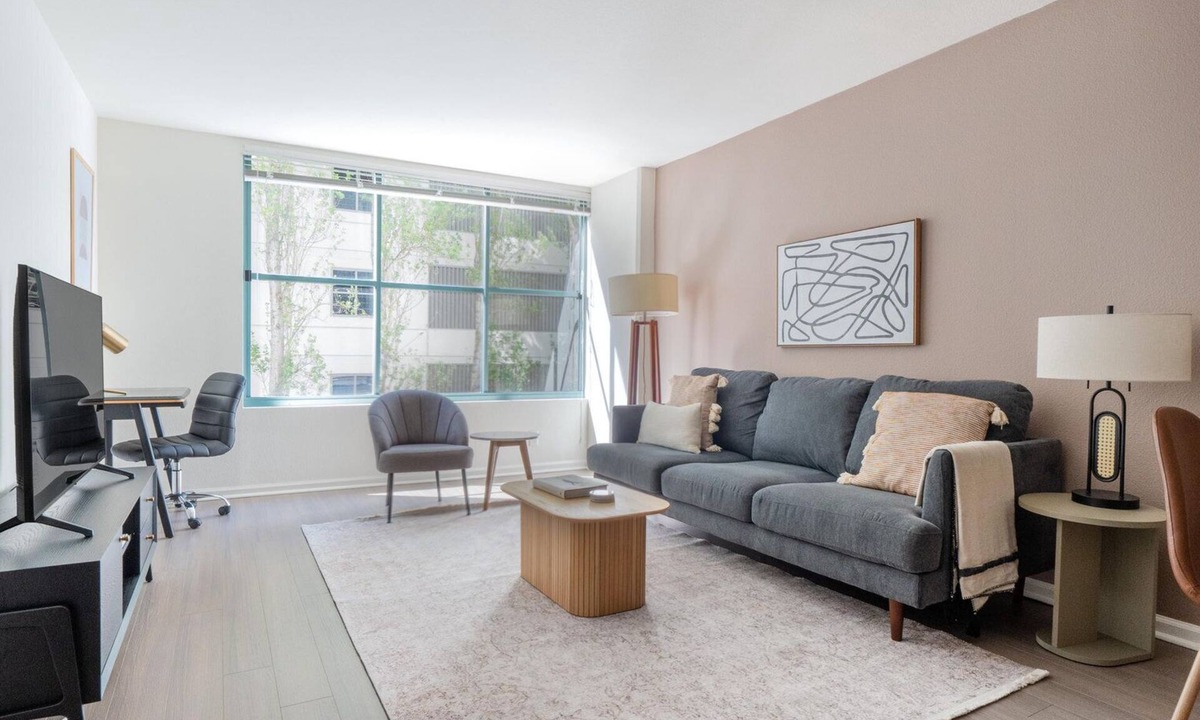 South Beach Apartment | Hip South Beach 1BR w/Pool, Gym & Lounge, nr Dining, by Blueground