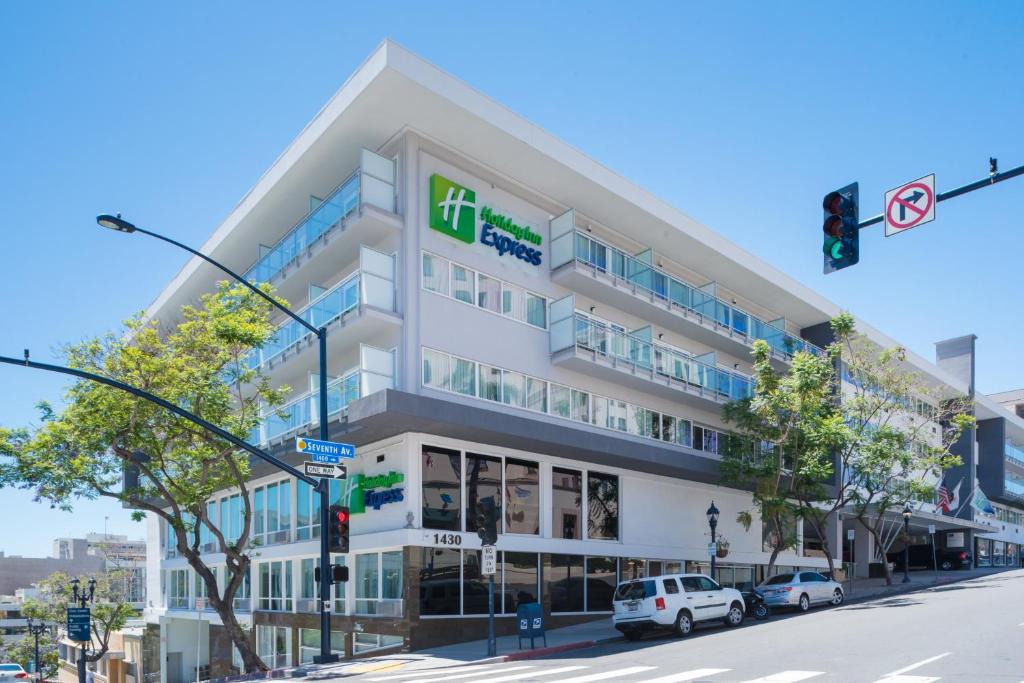 Cortez Hill Hotel | Holiday Inn Express - Downtown San Diego by IHG