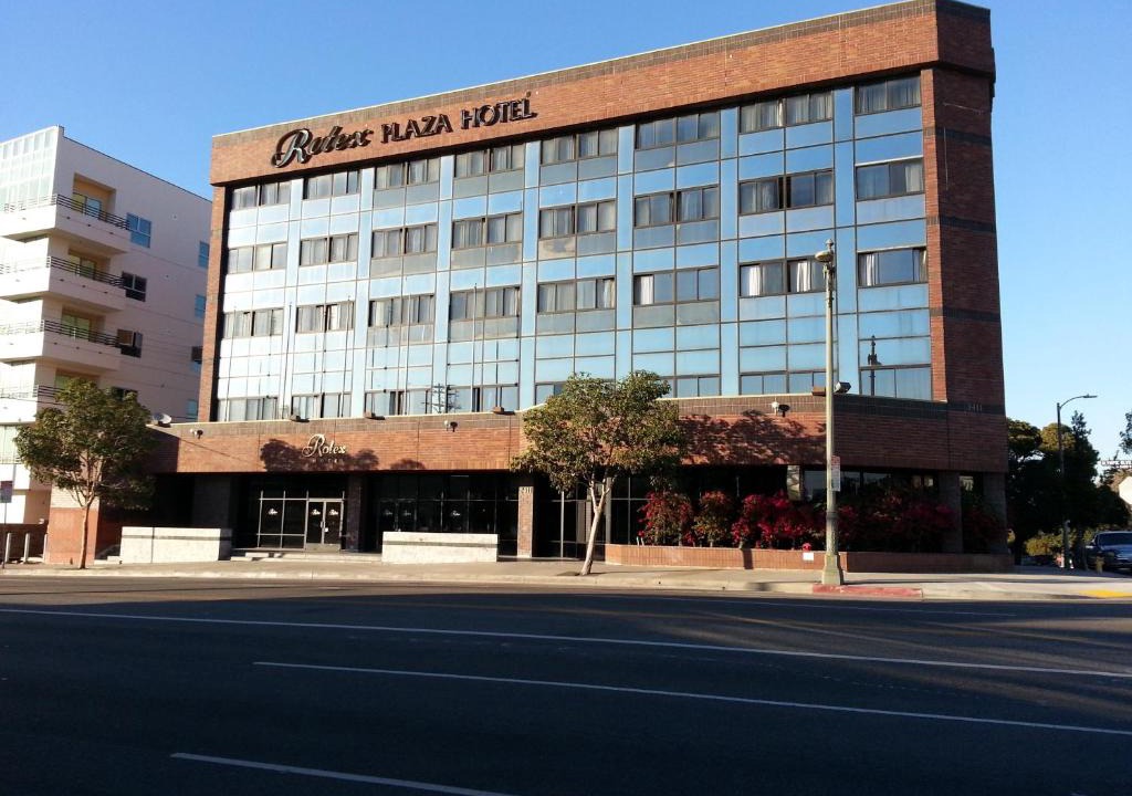 Wilshire Hotel | Hotel Koxie