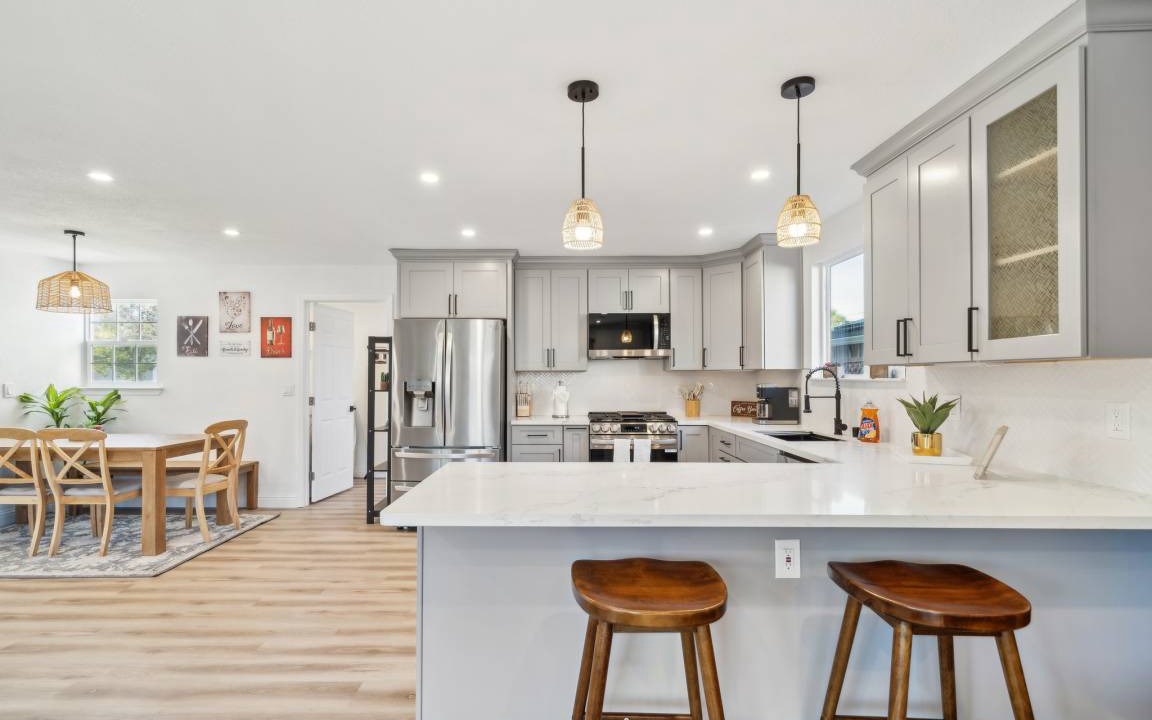 Livermore House | House ∙ 5 bedrooms ∙ 12 guests