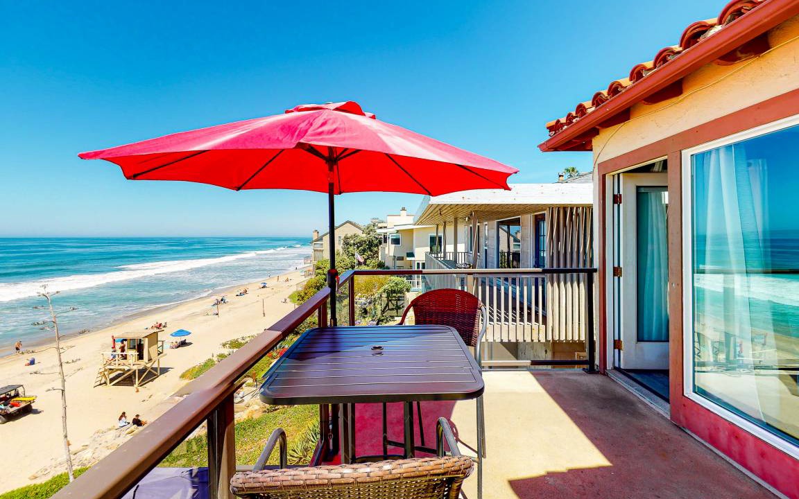 Carlsbad Village House | House ∙ 6 bedrooms ∙ 16 guests
