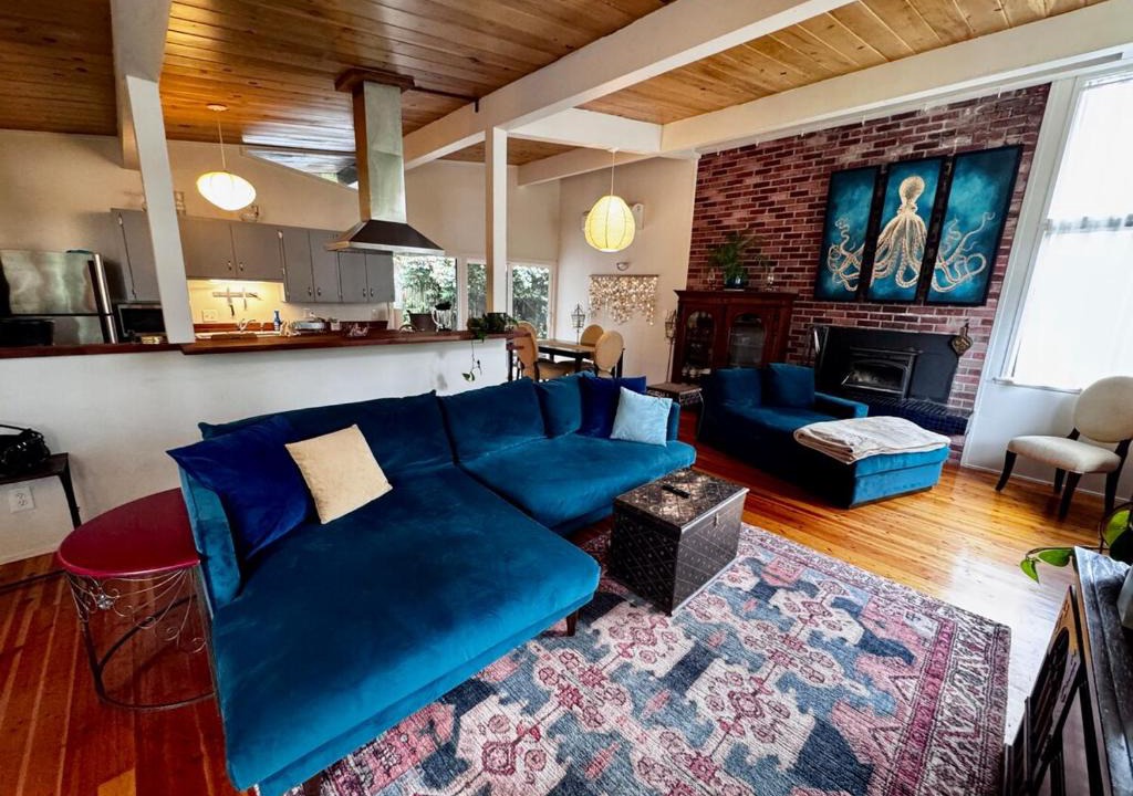 Jacoby Creek House | Humboldt Haven- Gorgeous Home for 10 w Gardens, Firepits, Forest & Bay Views
