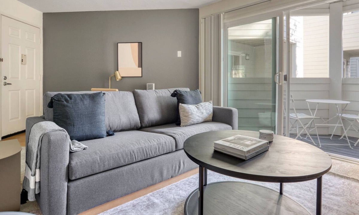 Pleasanton Apartment | Ideal Pleasanton 1BR w/ A/C, Gym & Pool, nr TJ & CVS, by Blueground