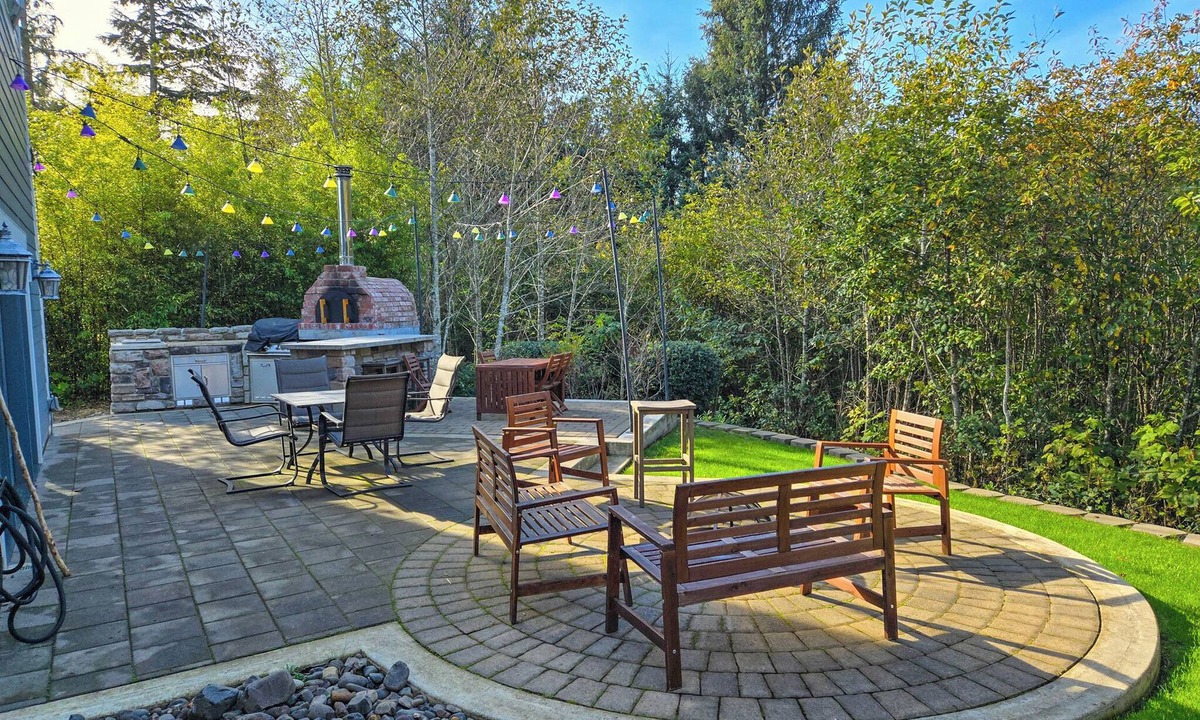 Netarts House | Immaculate newly built home less than a 5 minute drive to the beach!