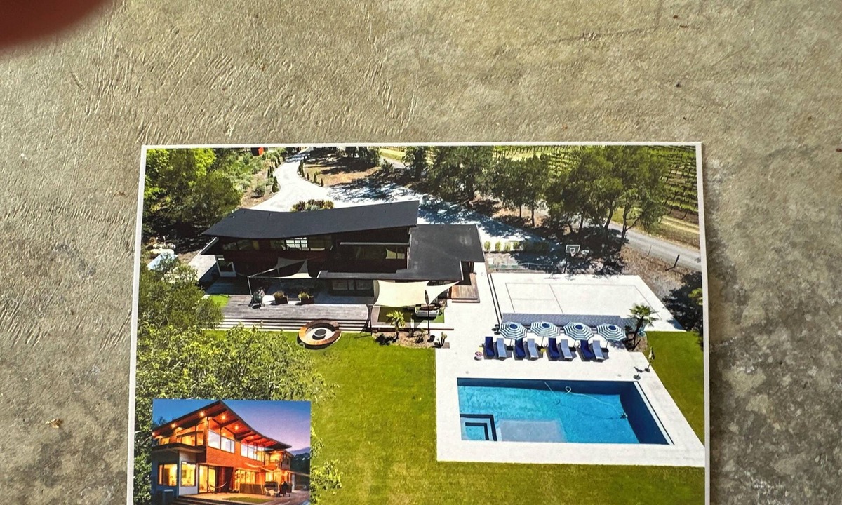 Geyserville House | Incredible New Estate- a magical escape for your luxe getaway.