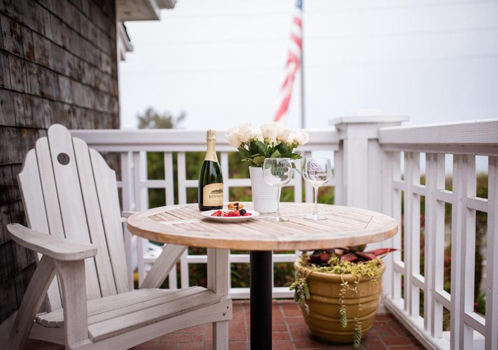 Summerland Bed & Breakfast | Inn On SummerHill