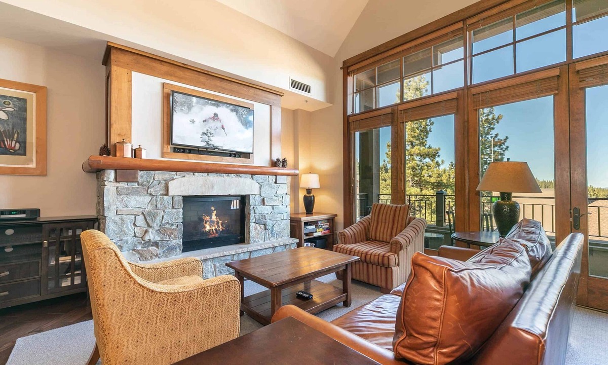 Iron Horse Lodge North | Truckee