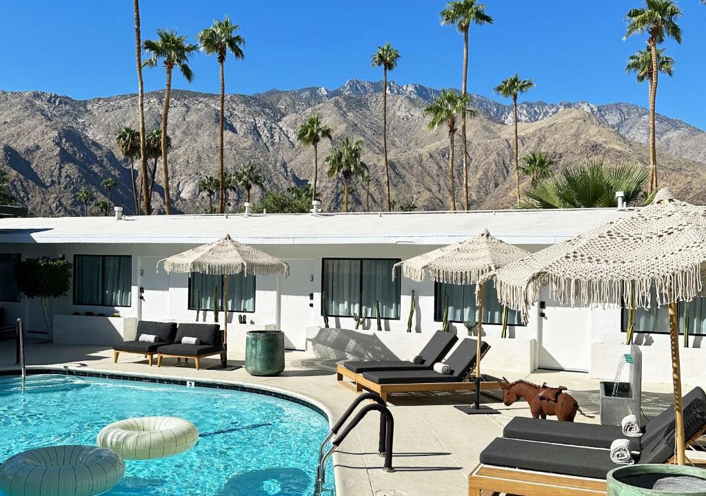 Uptown Design District Hotel | Jazz Hotel Palm Springs