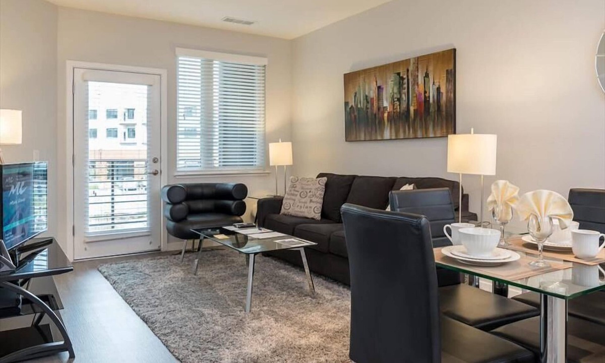 Menlo Park Apartment | Keyless Entry & Free Parking | Menlo Park | nr Transits