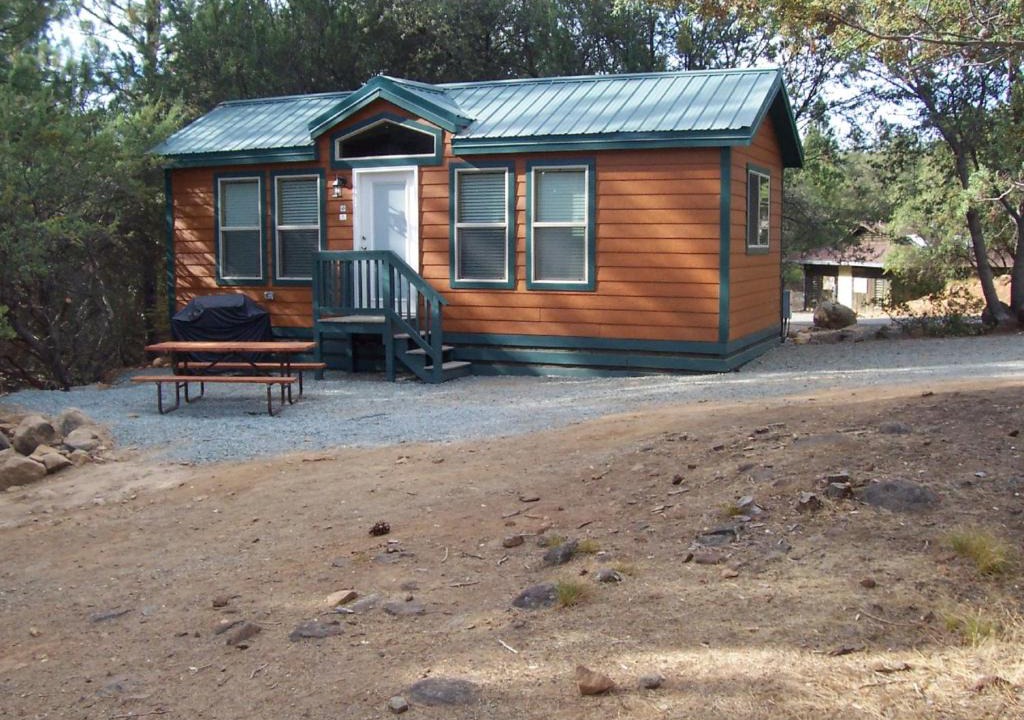 Oregon House Resort | Lake of the Springs Camping Resort Cabin 5