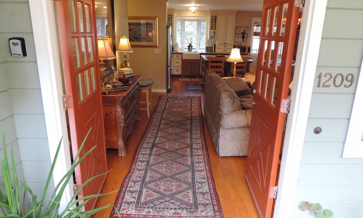 Boyes Hot Springs House | Lavender Hill Cottage – Ideal location for exploring wine country.