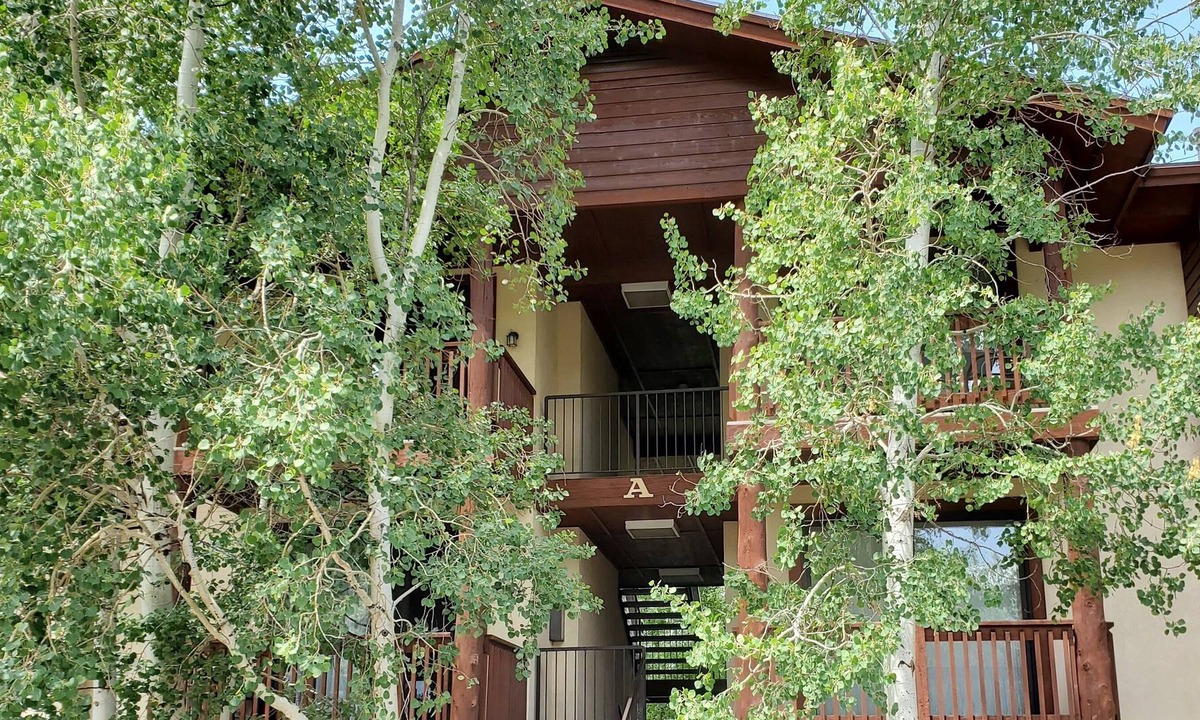 Gorgosa Condo | Lovely top floor 2bd 2ba condo in Park City. Excellent views close to everything