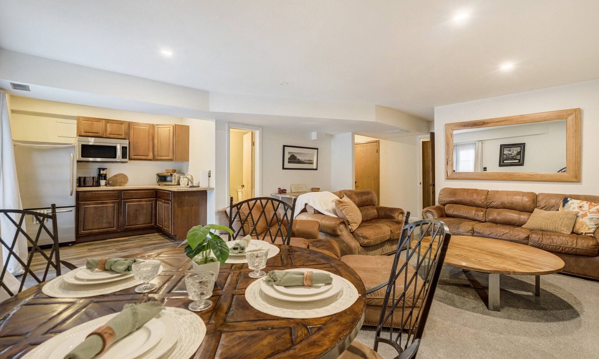 Northwest Colorado Springs House | Lower Level | Mountain-View Retreat