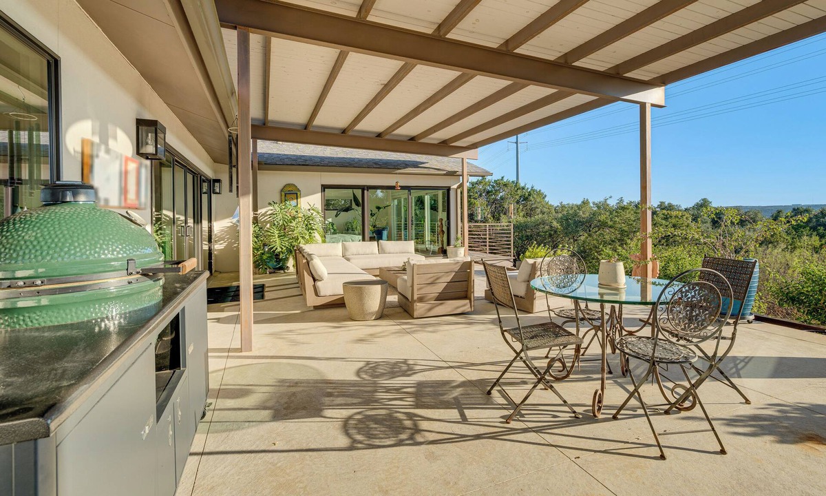 Sky Forest House | Luxe Mid-Century Austin Home w/Canyon Views