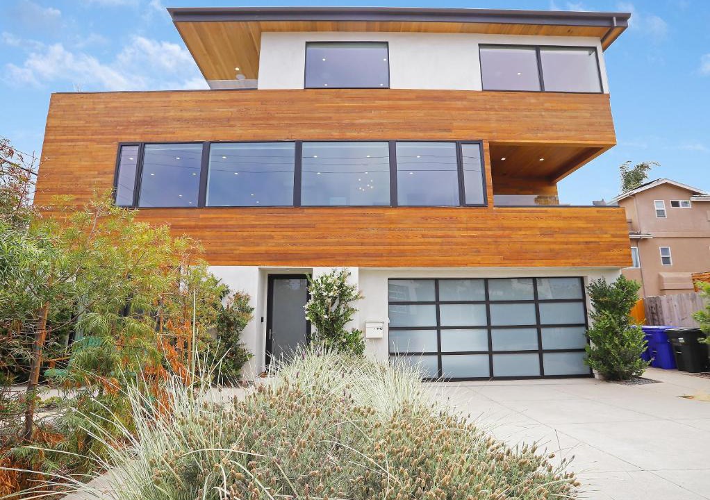 Pacific Beach House | Luxury Dream Home - Massive Rooftop Patio, Zen Garden, AC & Fast Wifi!