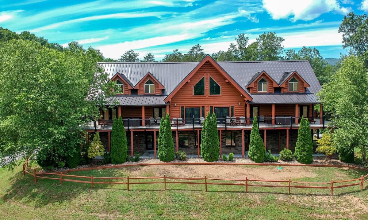 Sevierville Cabin | Luxury Lodge with Private Chapel & Indoor Pool – Perfect for Weddings & Retreats