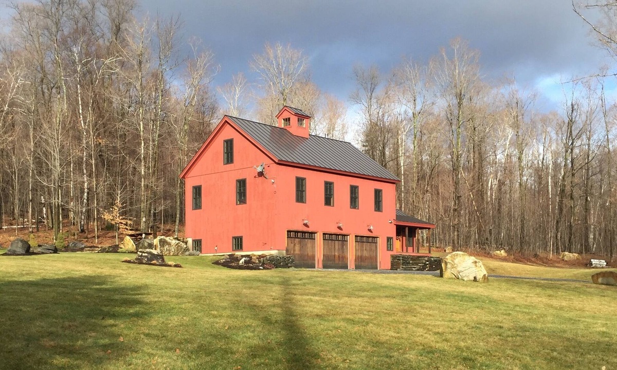 Stratton and Bromley Ski Areas House | Luxury Post and Beam Barn Set On 10 Acres