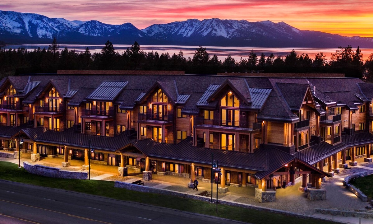 Lakeside Park Condo | LuxuryÂ 3br Steps From Heavenly Village & Gondola 3 Bedroom Condo by RedAwning