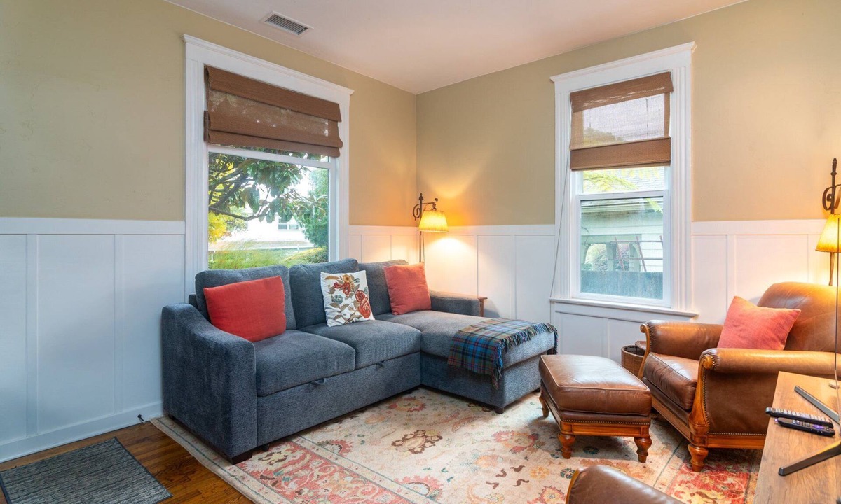 Laguna House | Magnolia Cottage Cozy Home