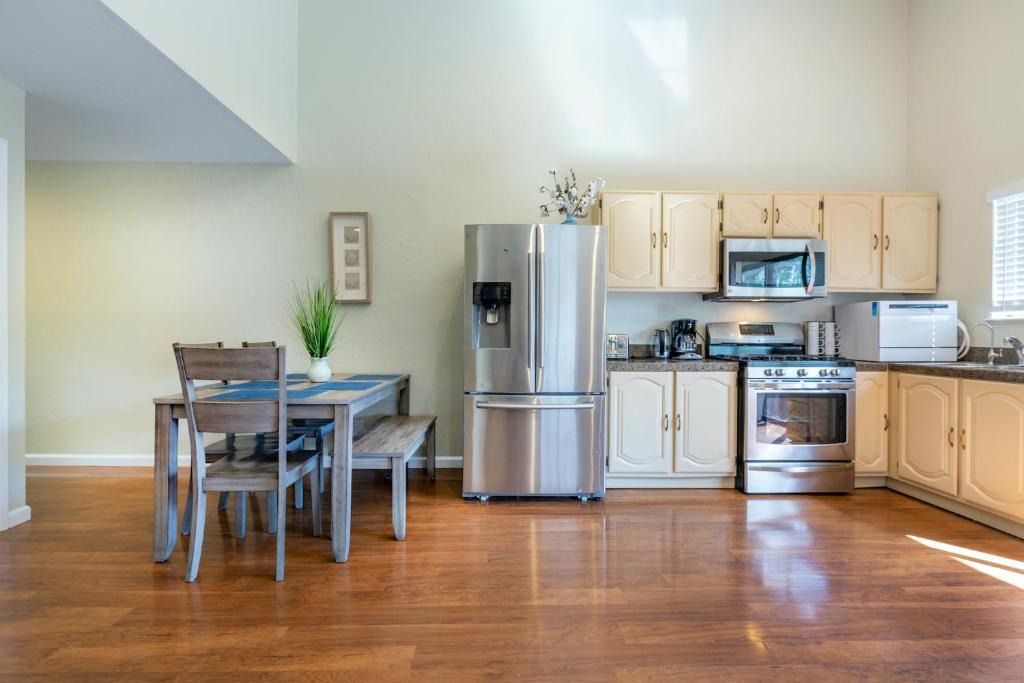 Willow Glen House | @ Marbella Lane 3BR House in Downtown San Jose