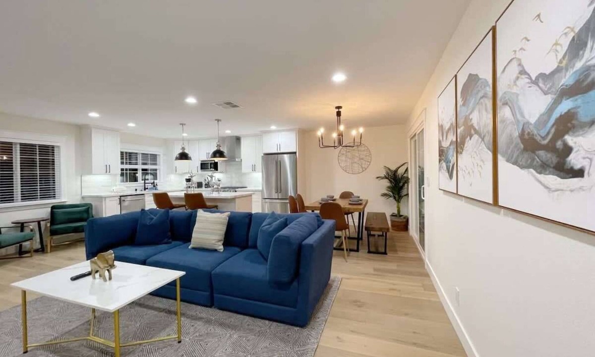 Sunnyvale House | Marbella Lane - Contemporary Sophisticated Home
