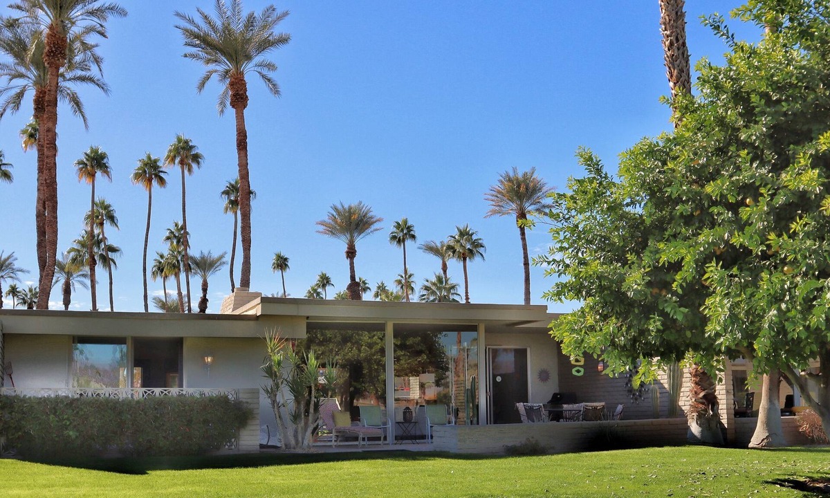 Rancho Palmeras Condo | MID CENTURY MODERN 3 Bedroom Rancher in Beautiful Indian Wells