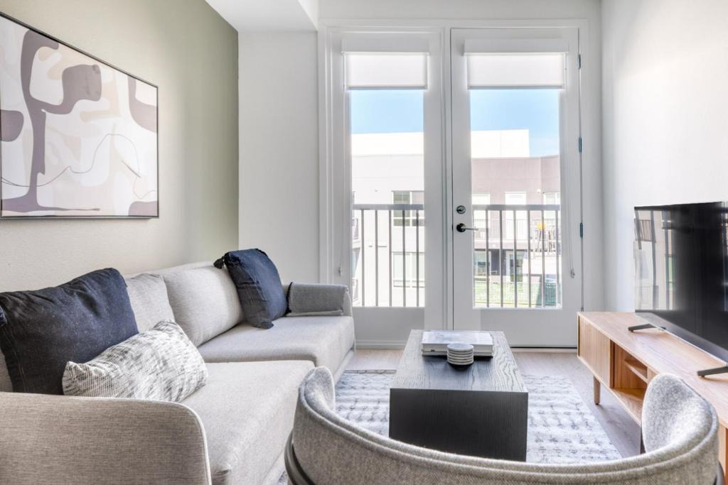 Mission Valley West Apartment | Mission Valley 1br w gym wd bbq nr shops SAN-10