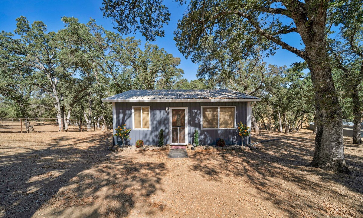 Red Bluff Cottage | Modern Ranch Cottage | Red Bluff