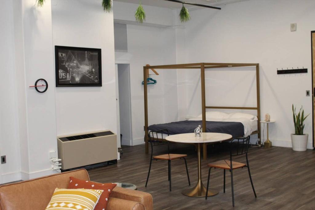 Historic Core Apartment | Monkey Loft, Downtown Los Angeles