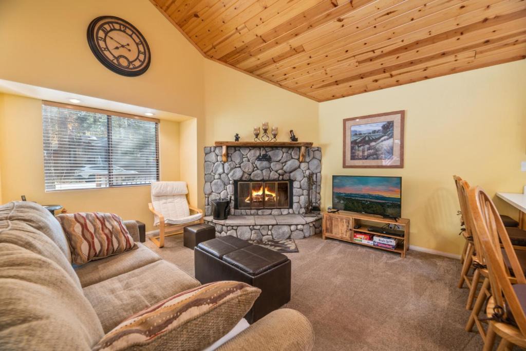 Big Bear Lake House | Moonridge Heaven