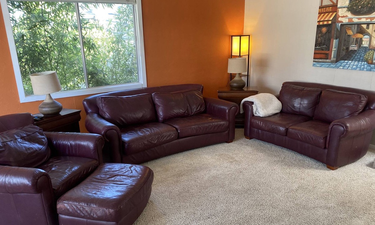 Columbia House | Mountain View with Pool/ Parking for RV or Boat