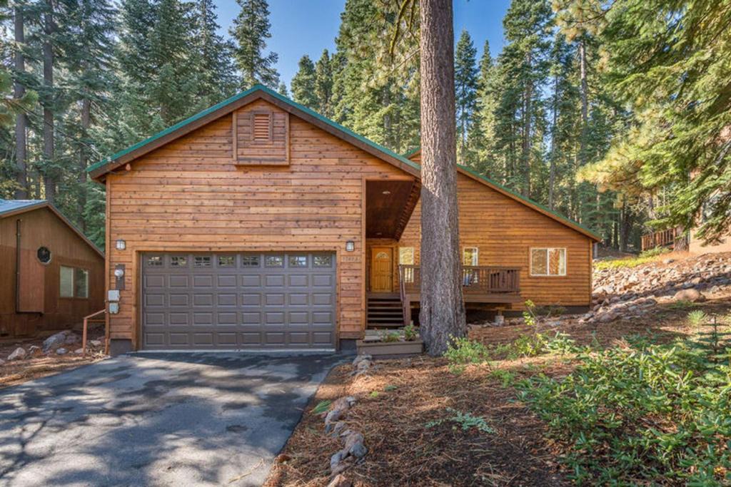 Truckee House | Niles by Tahoe Truckee Vacation Properties