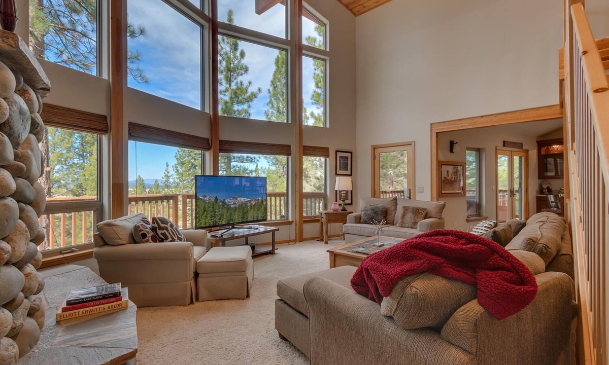 Horn Lodge Truckee | Truckee