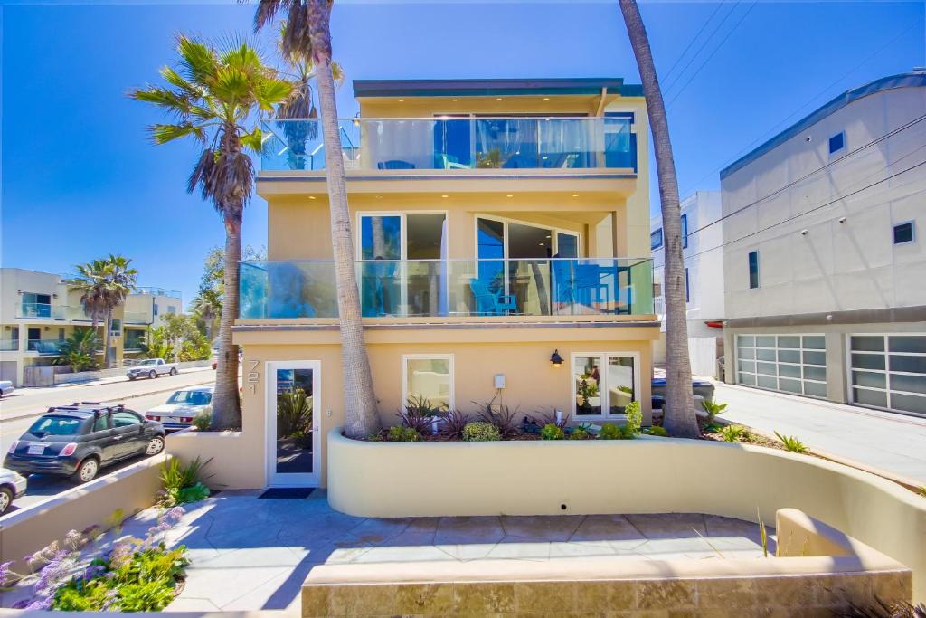 Ocean Breeze | Central Mission Beach