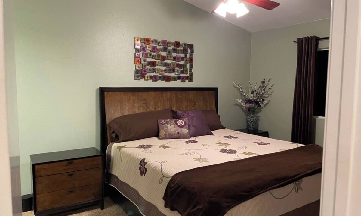 Carlsbad House | Ocean View Furnished Private Room & Bath | Shared Space in a Townhouse