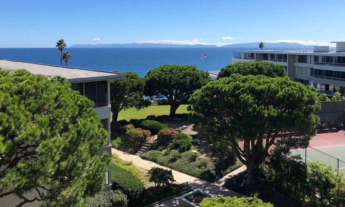 Rancho Palos Verdes Condo | Ocean view two bedroom condo getaway-within walking distance to Terranea Resort!