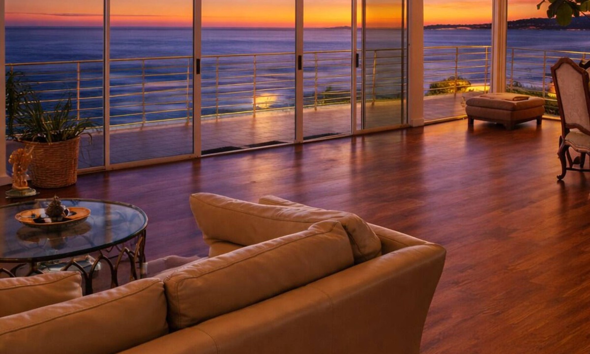 Country Club House | Oceanfront Estate in La Jolla