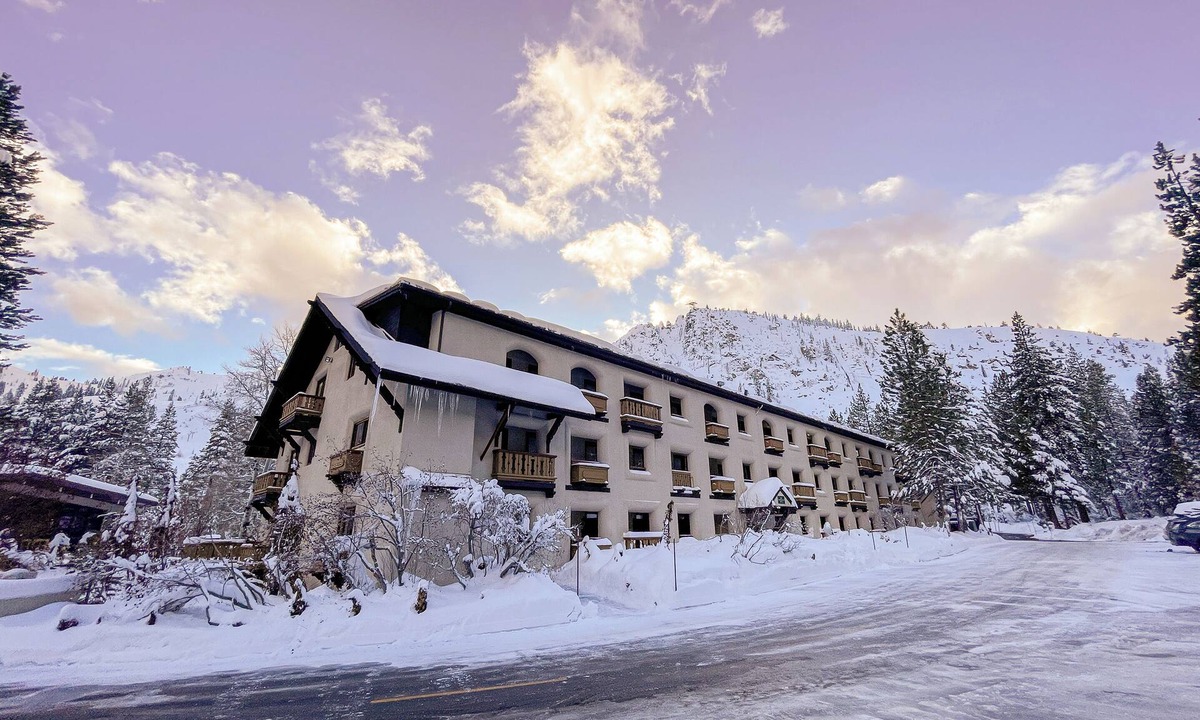 Olympic Valley Condo | Olympic Village Inn