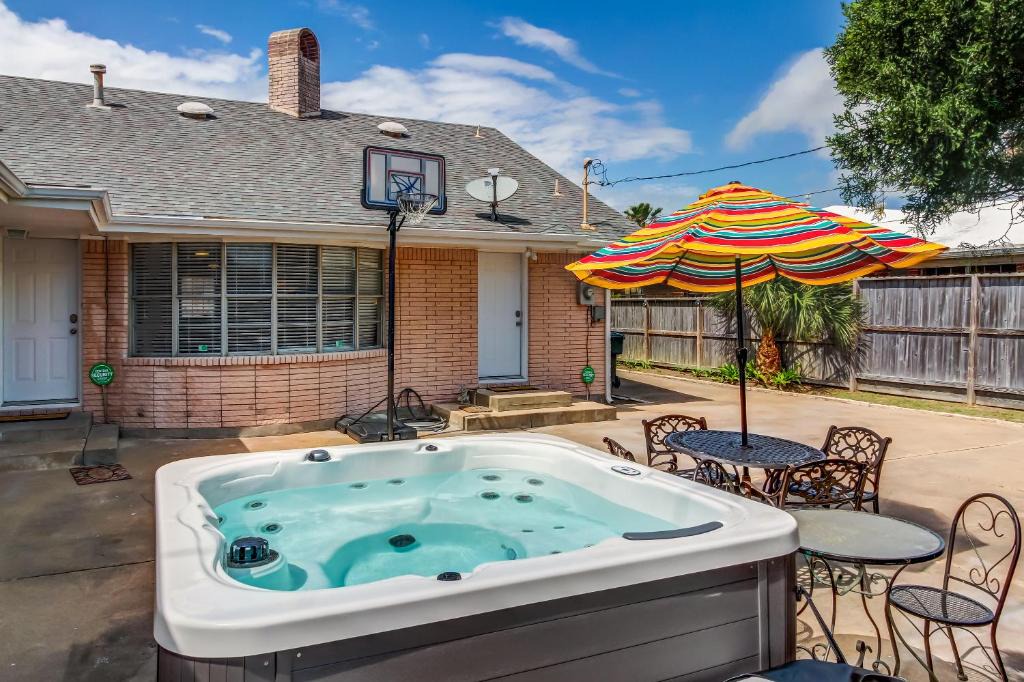 Galveston House | On Beach Time