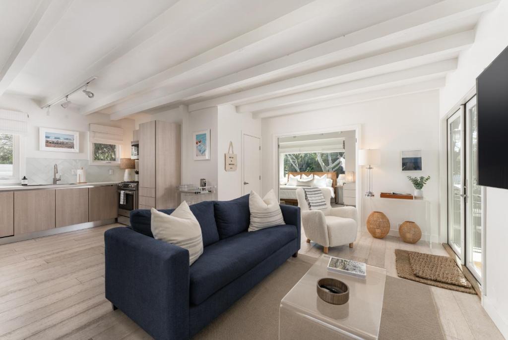 Montecito House | Palm Cottage