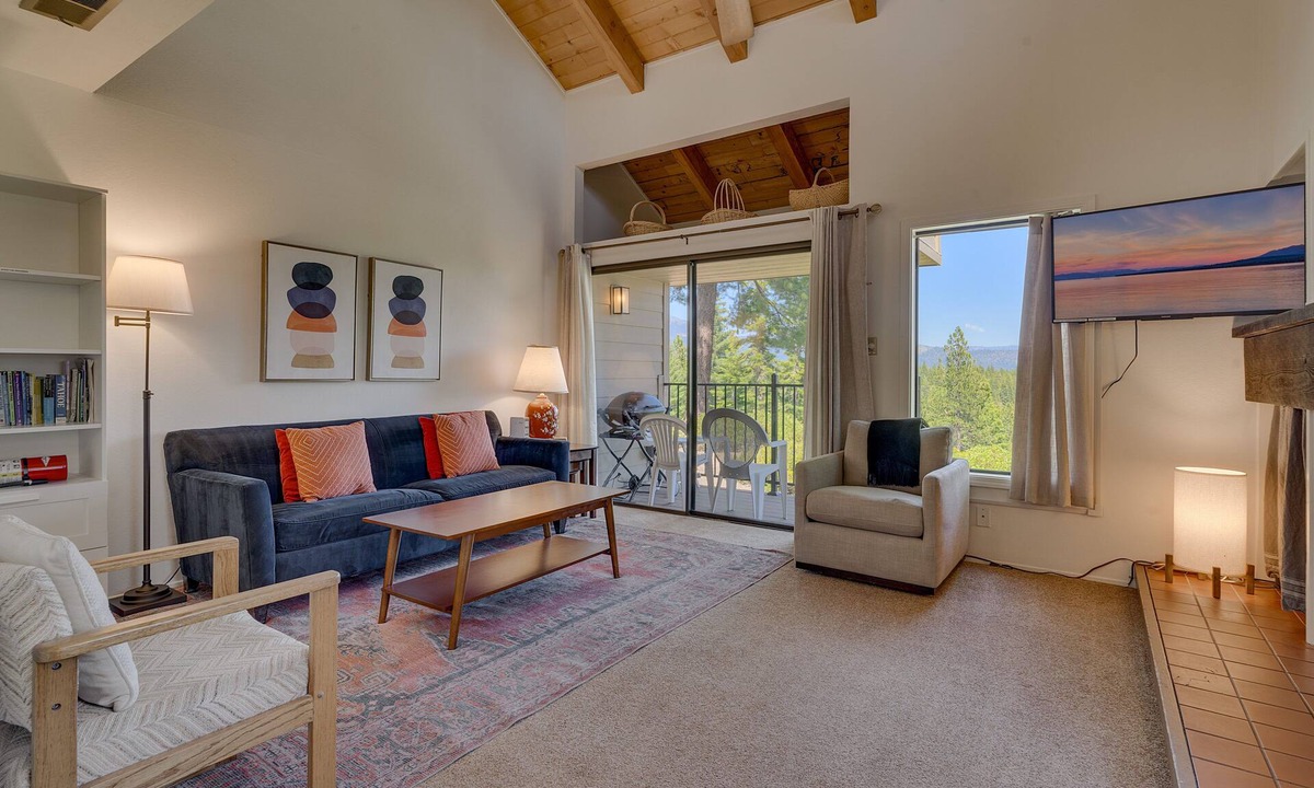 Carnelian Woods House | Peaceful Escape: 2 BR, 1.5 BA Townhouse in Carnelian Bay, Sleeps 5
