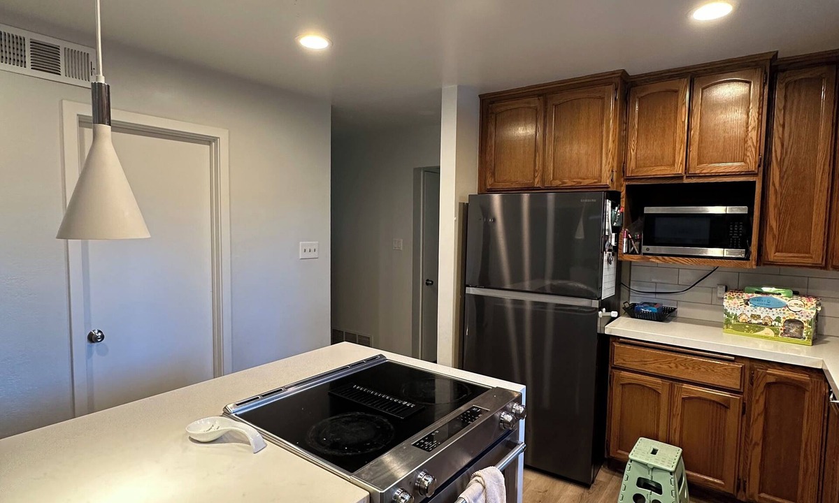 Arden-Arcade House | Pool Relaxation & A Good Time- 4 bedroom sleeps 8