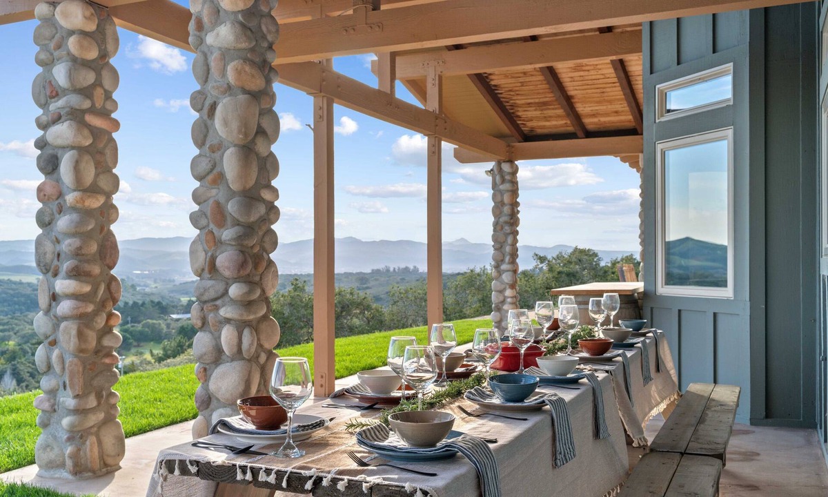 Lompoc House | Private Ranch Retreat