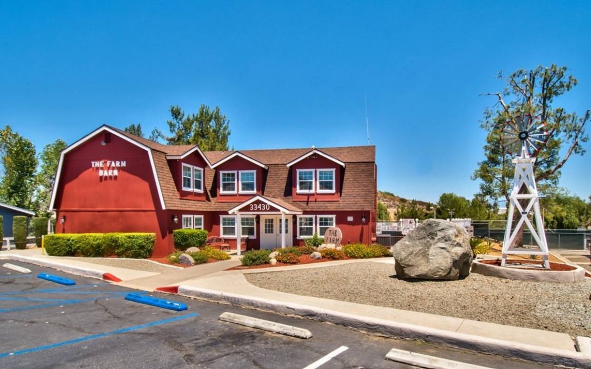 Menifee Resort | Private room ∙ 1 guest