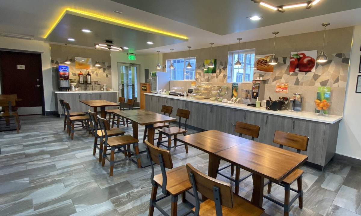 Central Sacramento Hotel | Quality Inn & Suites Sacramento Downtown Area