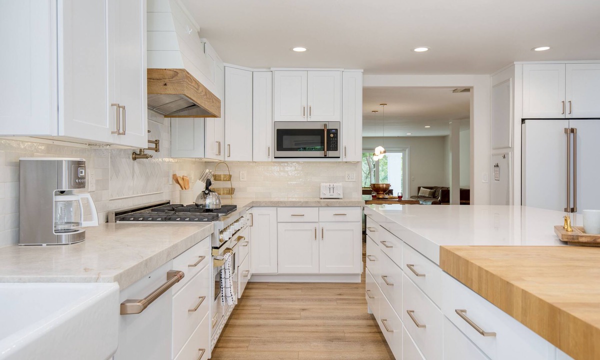 Temecula House | Quarter Horse by AvantStay | Pool, Hot Tub, Yard Games, Lounge | Backyard Oasis